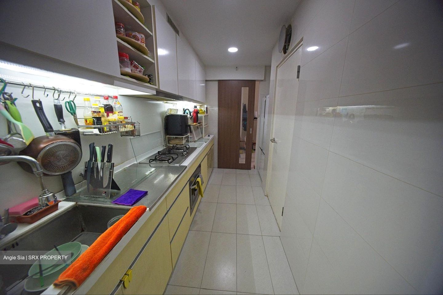 1 Canberra (D27), Condominium #547522421